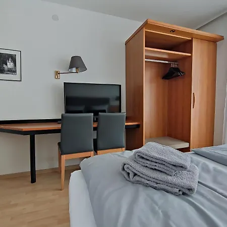 Zwehrener Hof 3* Kassel
