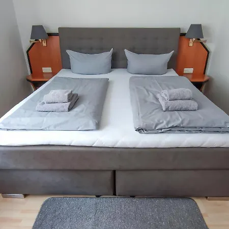 Zwehrener Hof 3* Kassel